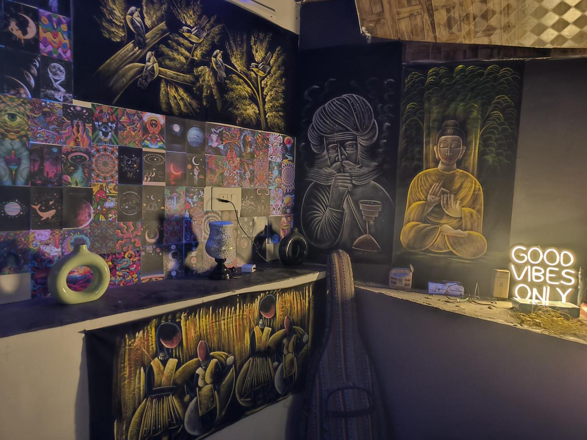 Hostel Stoner'S Delight Kulu Exterior foto